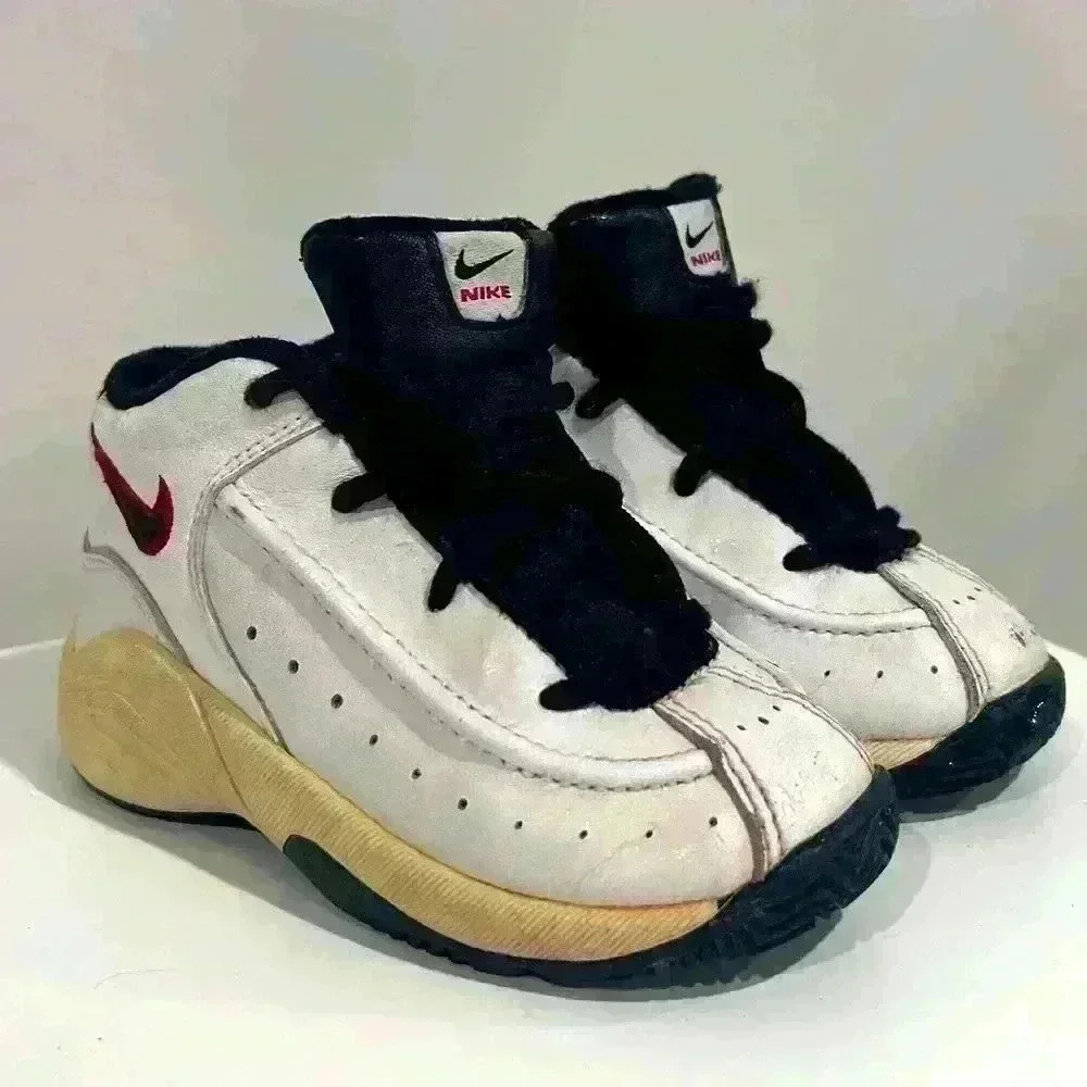 VTG Millennium Baby Nike Air‎  Flight Sneakers sz 6 white black 2000